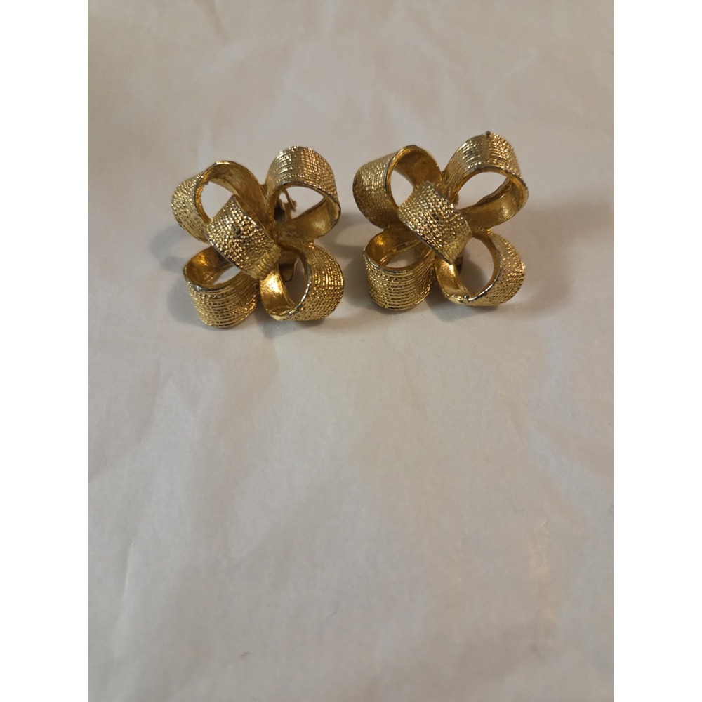 Vintage Kenneth Jay Lane Clip On Earrings - image 5